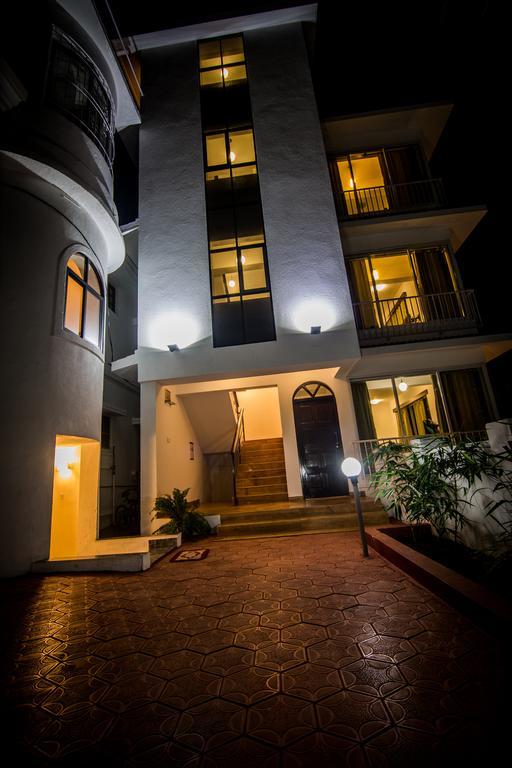 Pinnacle Holiday Homes Арпора Екстериор снимка