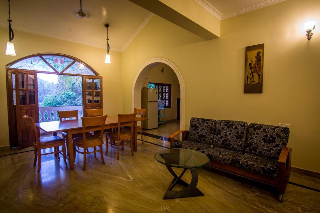Pinnacle Holiday Homes Арпора Екстериор снимка
